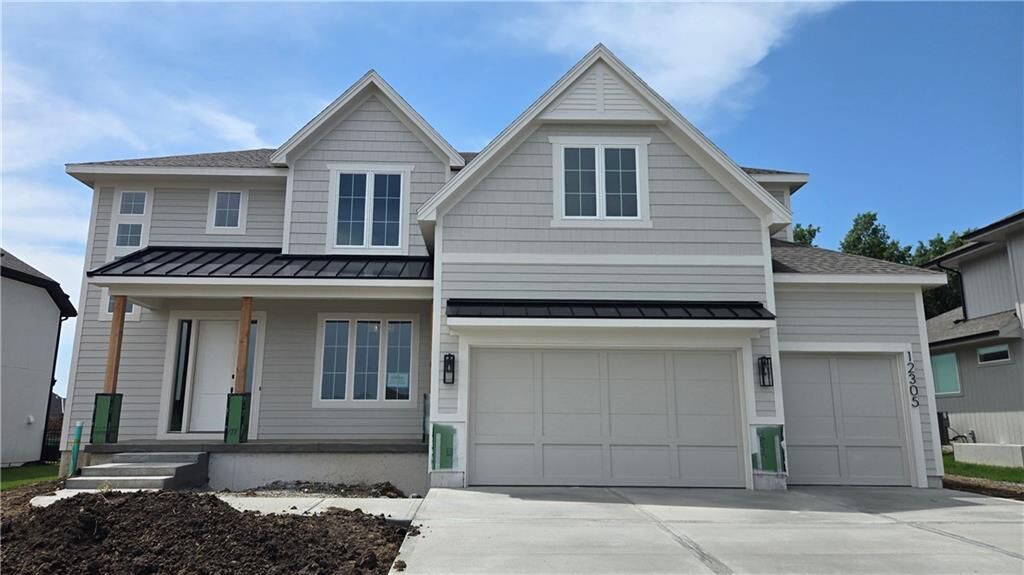 Property Photo:  12305 W 184 Street  KS 66013 