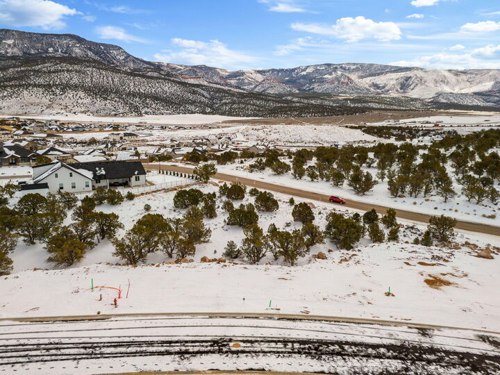 Property Photo:  3131 W Moon Crest Dr Lot 7  UT 84720 