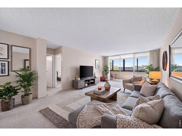 Property Photo:  1850 Folsom St 201  CO 80302 