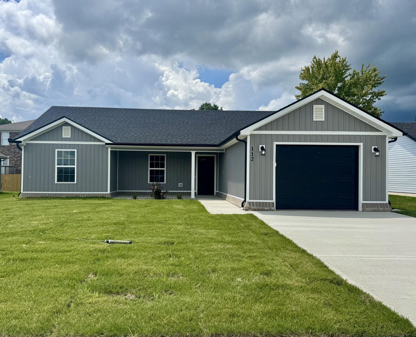 Property Photo: 112 Bow Bridge Drive KY 40403
