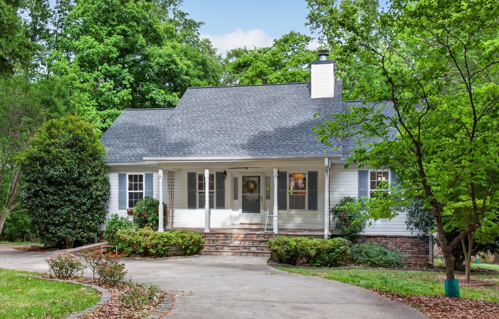 Property Photo:  1551 Heidi Trail  GA 30625 