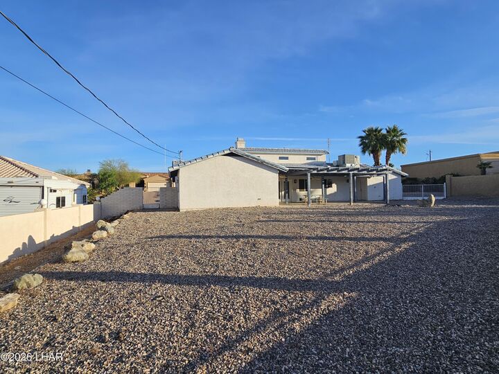 Property Photo:  2042 Donner Bay  AZ 86406 