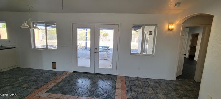 Property Photo:  2042 Donner Bay  AZ 86406 