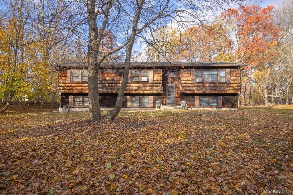 Property Photo:  17 Parker Boulevard  NY 10952 