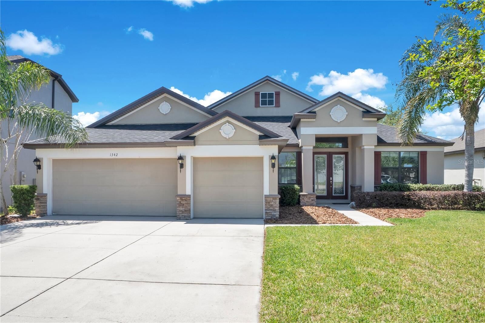 Property Photo:  1342 Heritage Landings Drive  FL 33805 