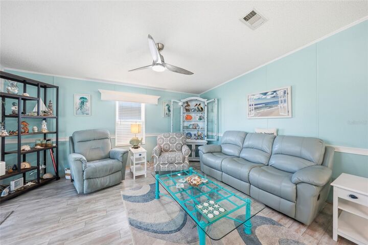 Property Photo:  701 Aqui Esta Drive 230  FL 33950 