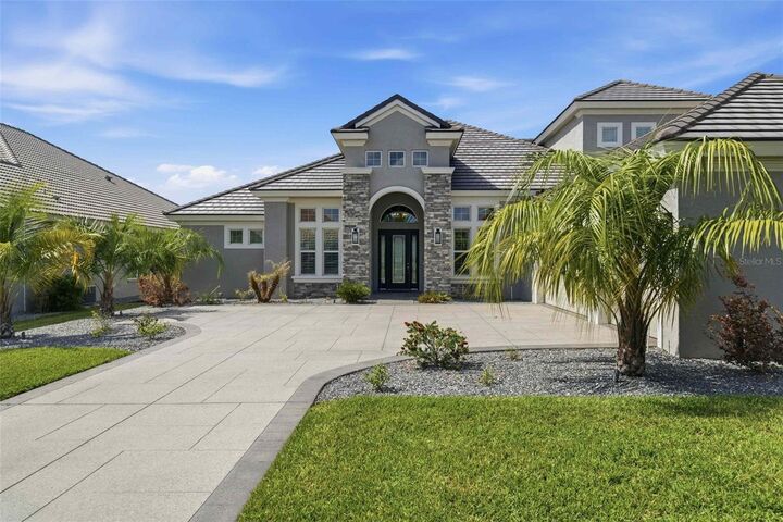 Property Photo: 2210 N Peakview Loop FL 34442
