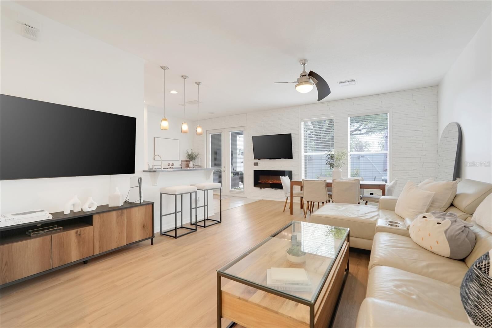 Property Photo:  5445 Leighton Lane  FL 32765 