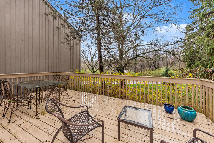 Property Photo:  2172 Overlook Court  MI 48103 