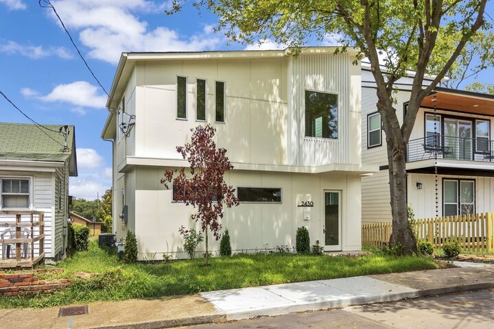 Property Photo:  2430 Batavia St  TN 37208 