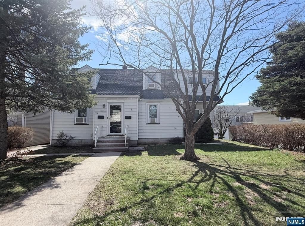 Property Photo:  104 Echo Place 2  NJ 07407 