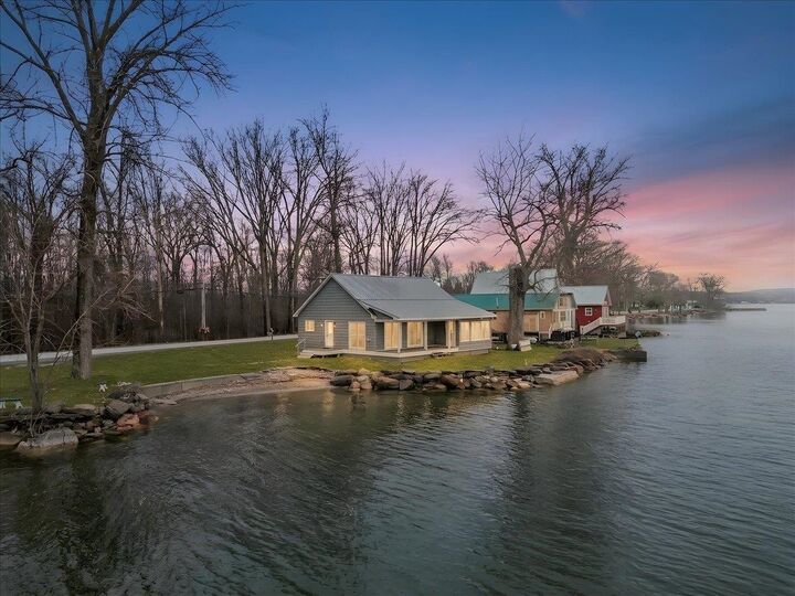 Property Photo:  1223 Hathaway Point Road  VT 05478 