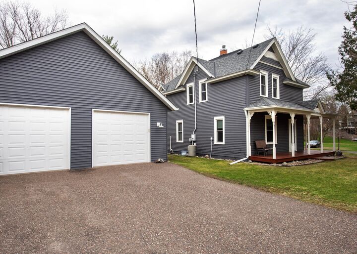 Property Photo:  417 Territorial Street E  MN 55388 