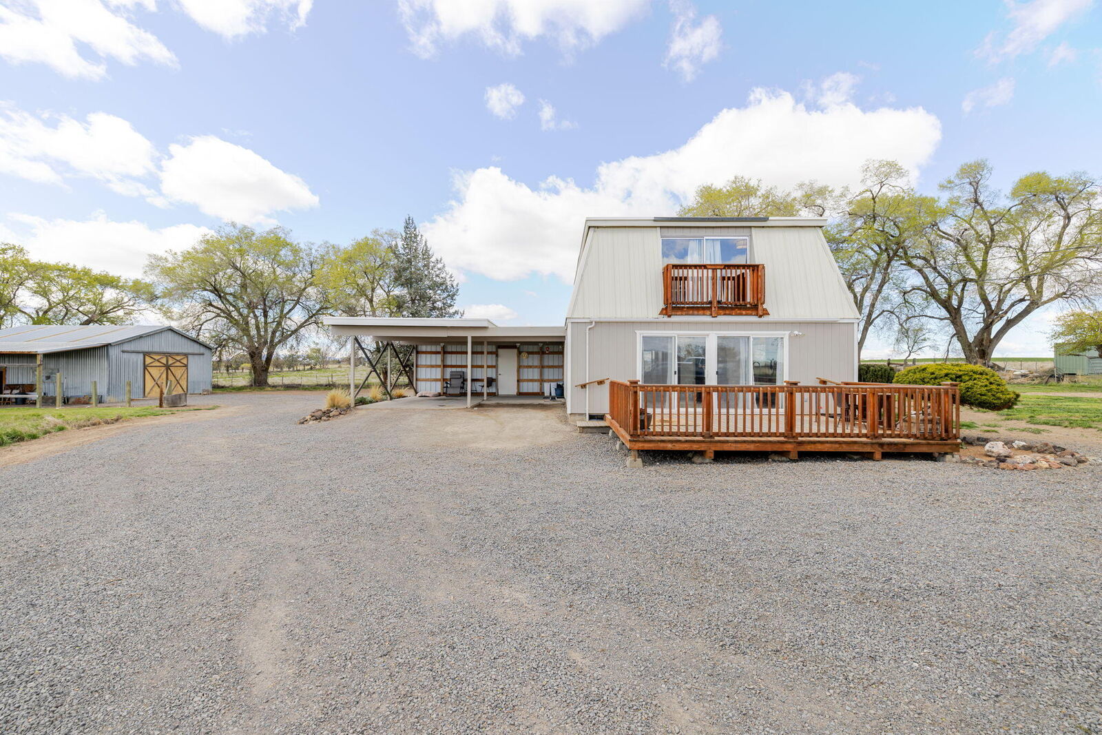 Property Photo:  1766 SW Quail Drive  OR 97741 