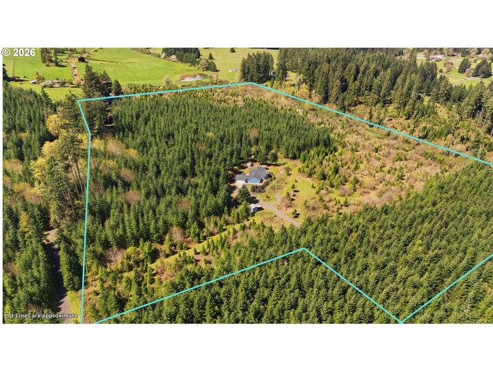 Property Photo: 92296 Cascade Woods Dr OR 97478
