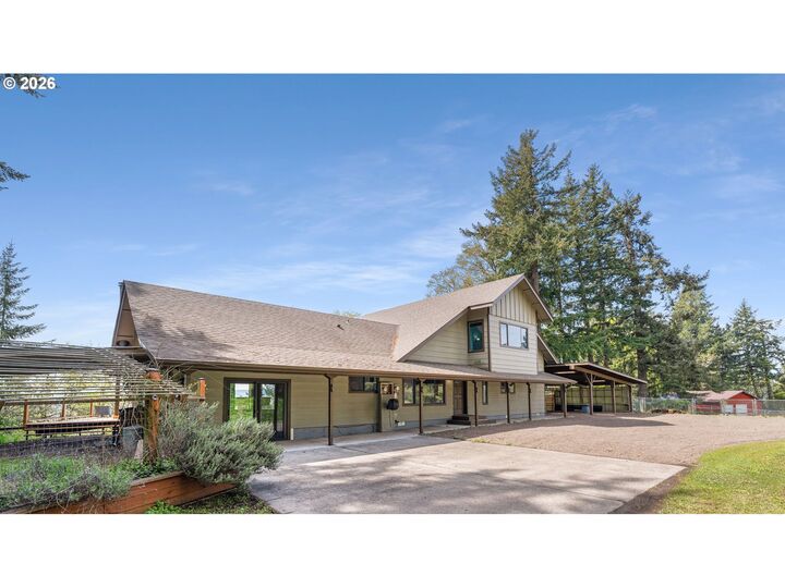 Property Photo: 115 Legacy Dr WA 98674