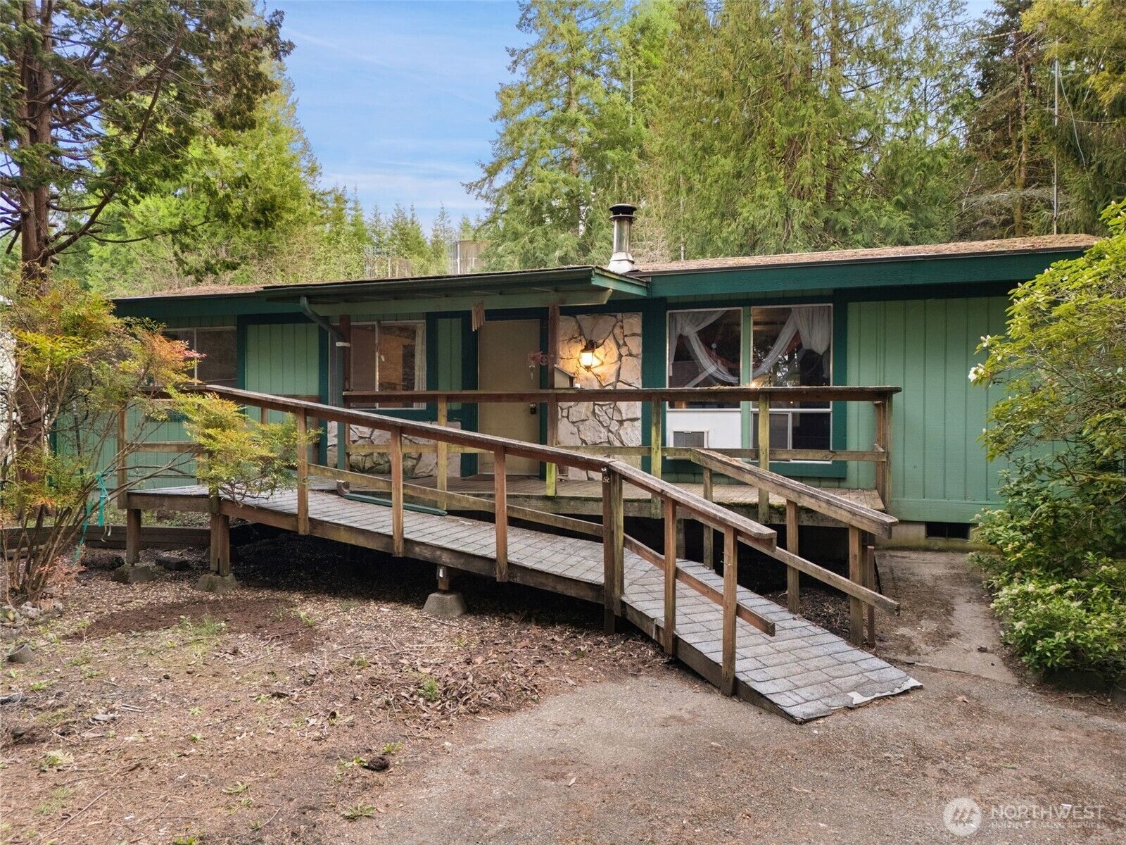 Property Photo:  20 SE Cabana Avenue  WA 98584 