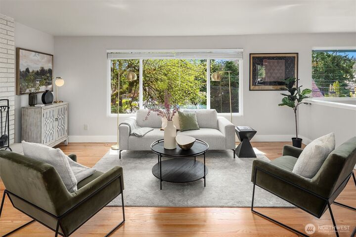 Property Photo:  3828 NE 110th  WA 98125 