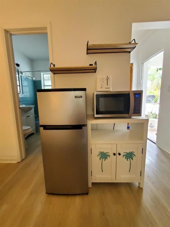 Property Photo:  1400 NE 4th Court 4  FL 33301 