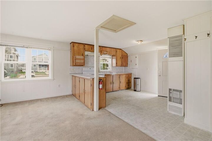 Property Photo:  11 Leslie Avenue  RI 02806 