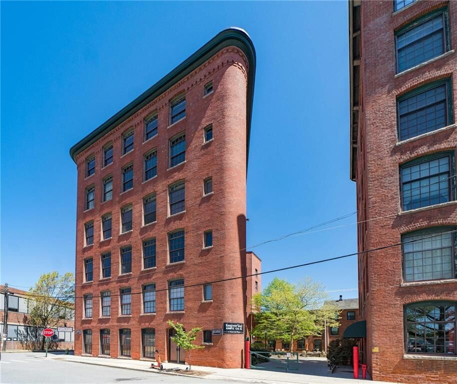 Property Photo:  14 Imperial Place 504  RI 02903 