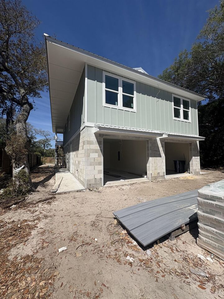 Property Photo:  221 Desoto Rd  FL 32080 