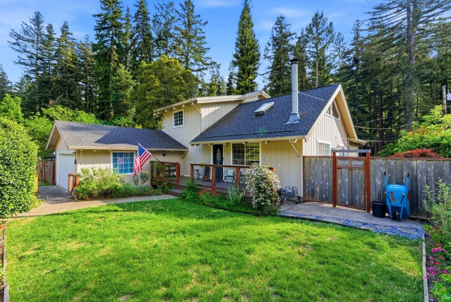 Property Photo:  105 Garden Lane  CA 95006 