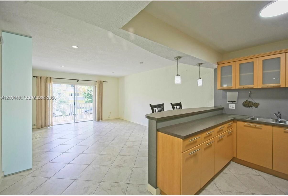 Property Photo:  7401 SW 82nd St 207S  FL 33143 