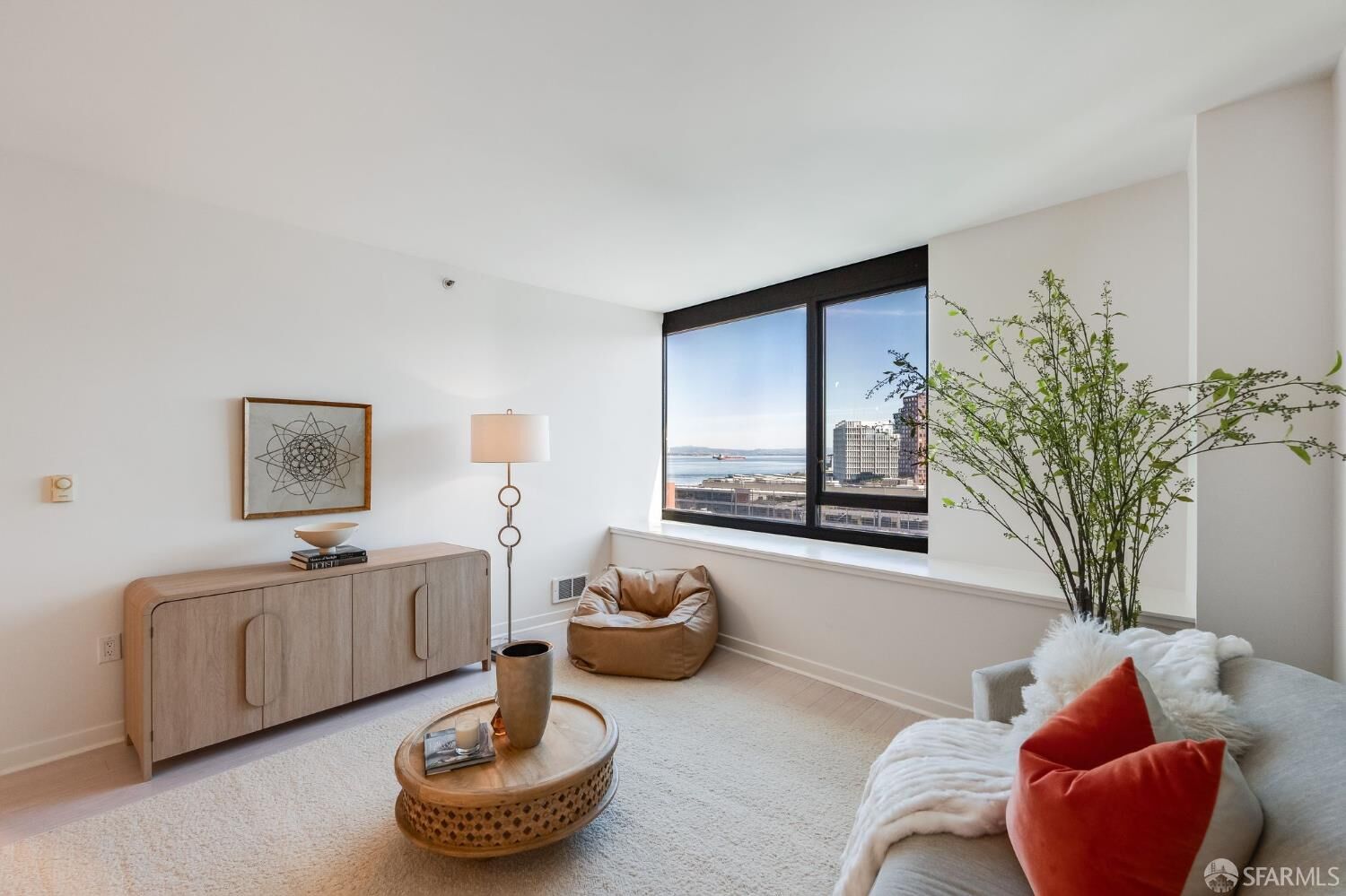 Property Photo:  260 King Street 1307  CA 94107 