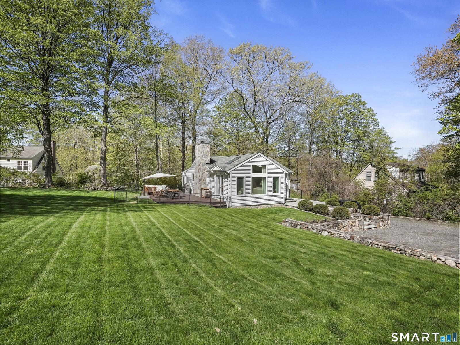 Property Photo:  261 Great Hill Road  CT 06877 