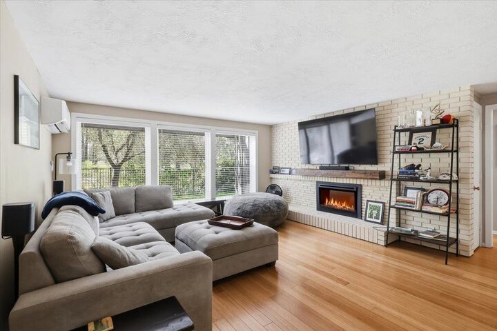 Property Photo: 4328 S Perry St WA 99203