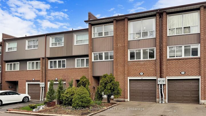 Property Photo: 4 Dove Hawk Way ON M2R 3M2