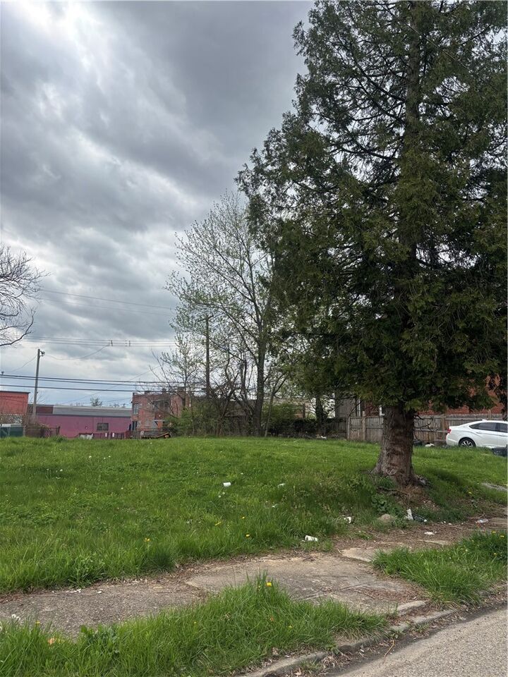 Property Photo:  7332 Idlewild St  PA 15208 