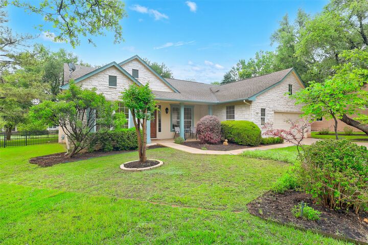 Property Photo:  113 Sandpiper Cove  TX 78633 