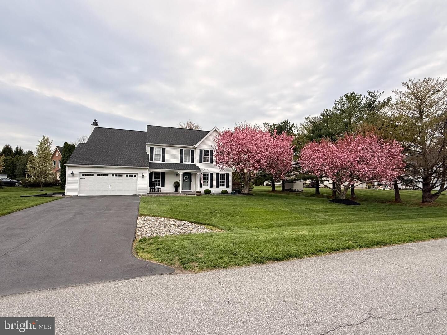 Property Photo:  105 Pegasus Court  DE 19701 