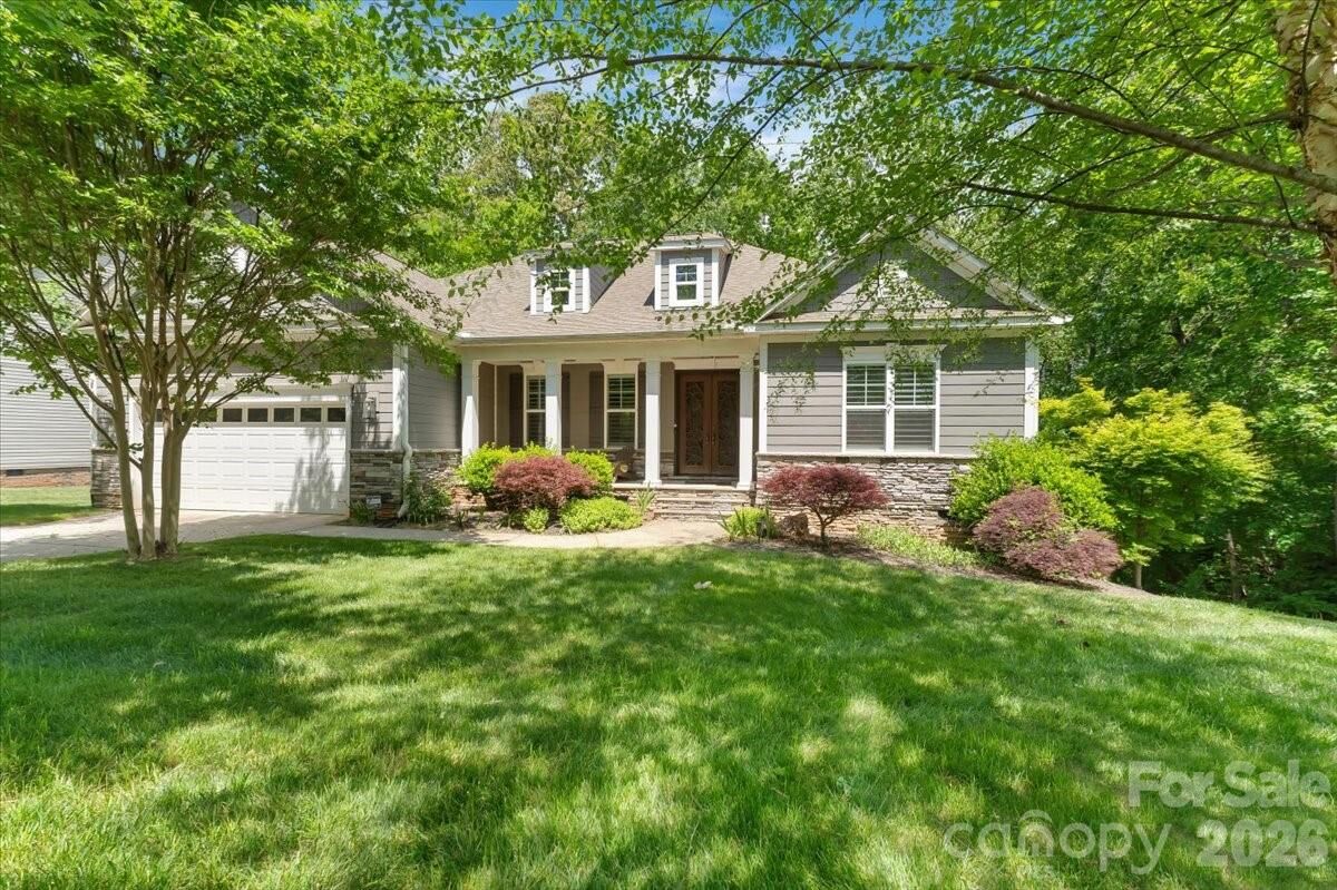 Property Photo:  7304 Sedgebrook Drive W  NC 28164 