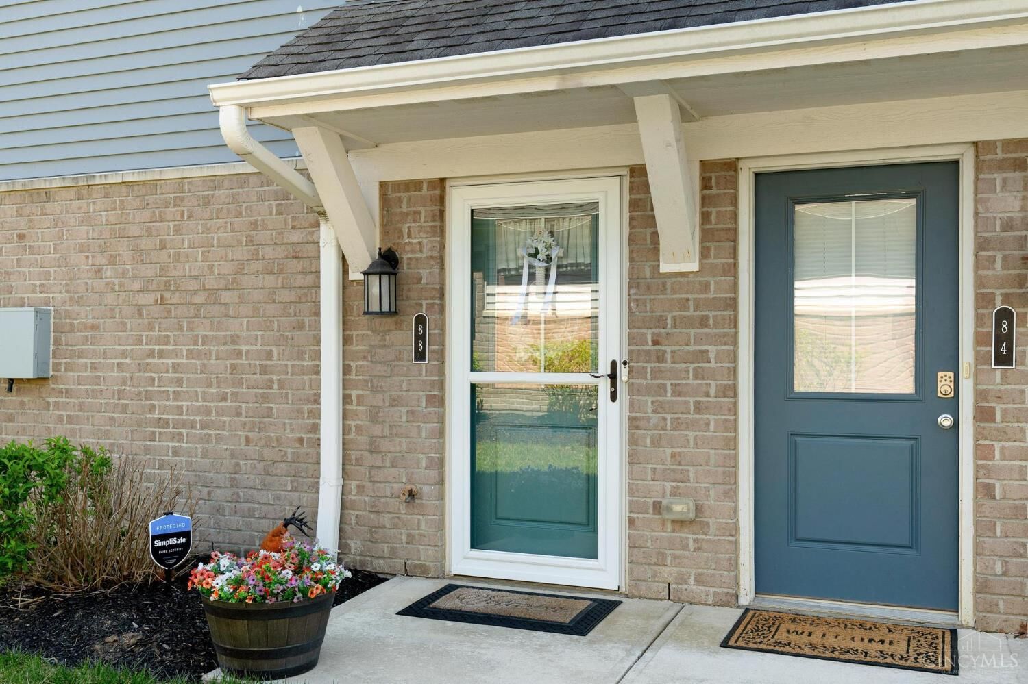 Property Photo:  88 Old Pond Road  OH 45066 