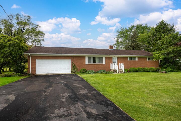 Property Photo:  321 State Street  OH 43320 