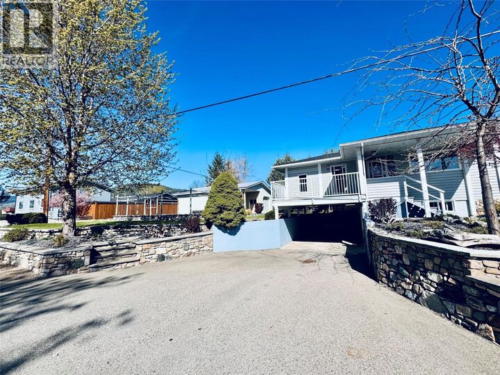 Property Photo: 7027 18th Street BC V0H 1H2
