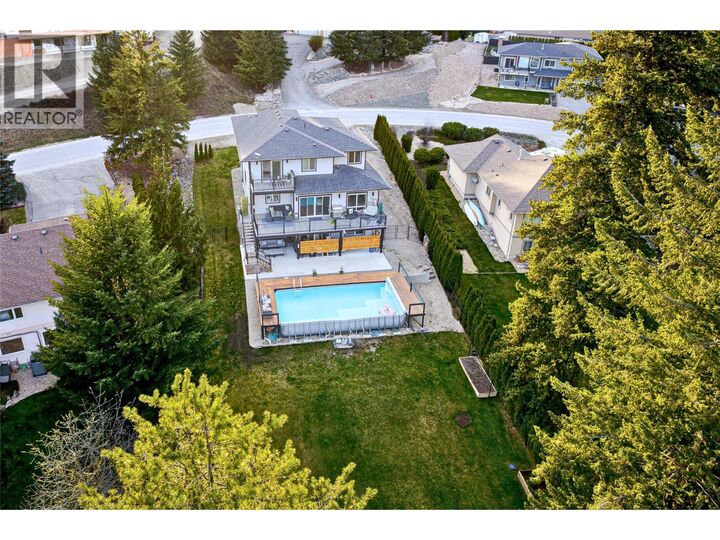 2790 Mountview Drive — photo 1