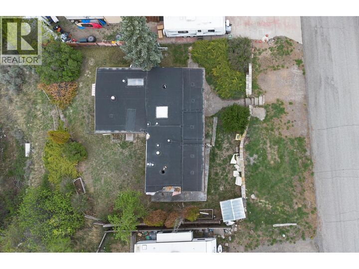 Property Photo:  861 Klahanie Drive  BC V2C 5R1 