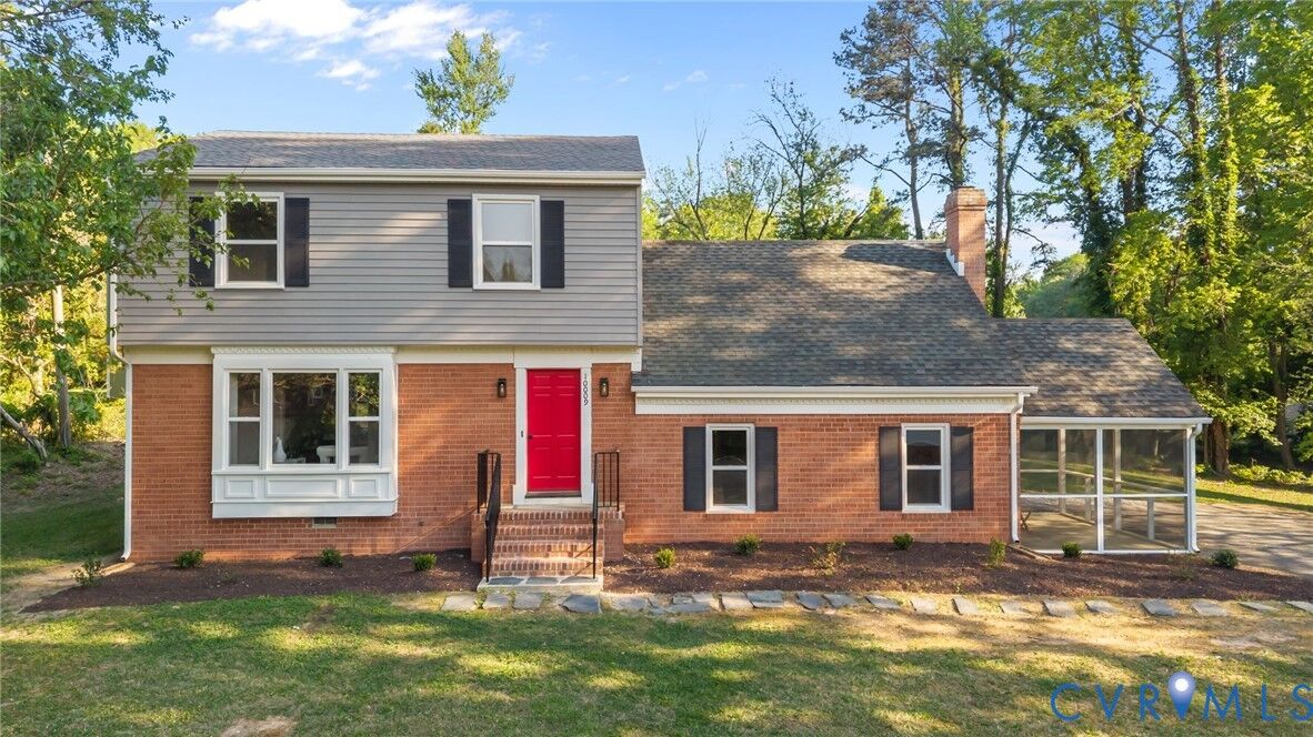 Property Photo:  10009 Cheyenne Court  VA 23235 