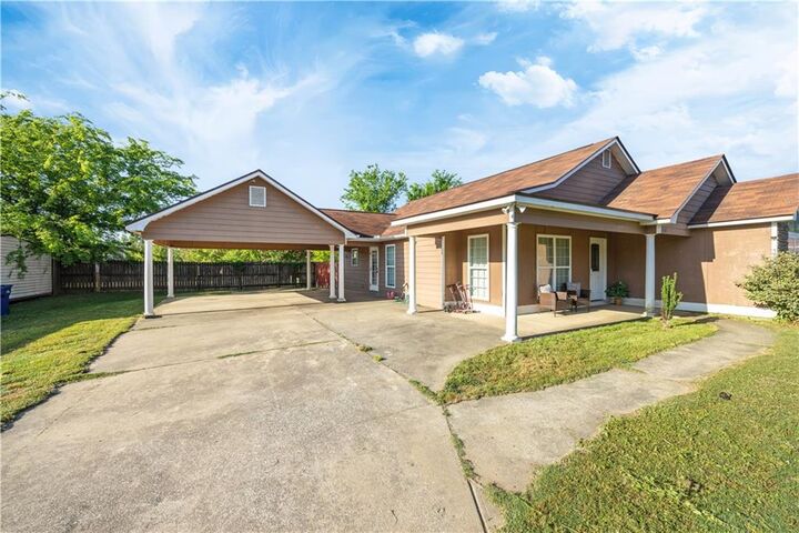 Property Photo:  2408 Lee Road 201  AL 36874 