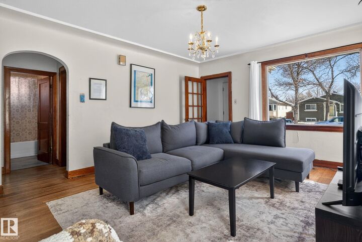 12230 95A Street NW — photo 1