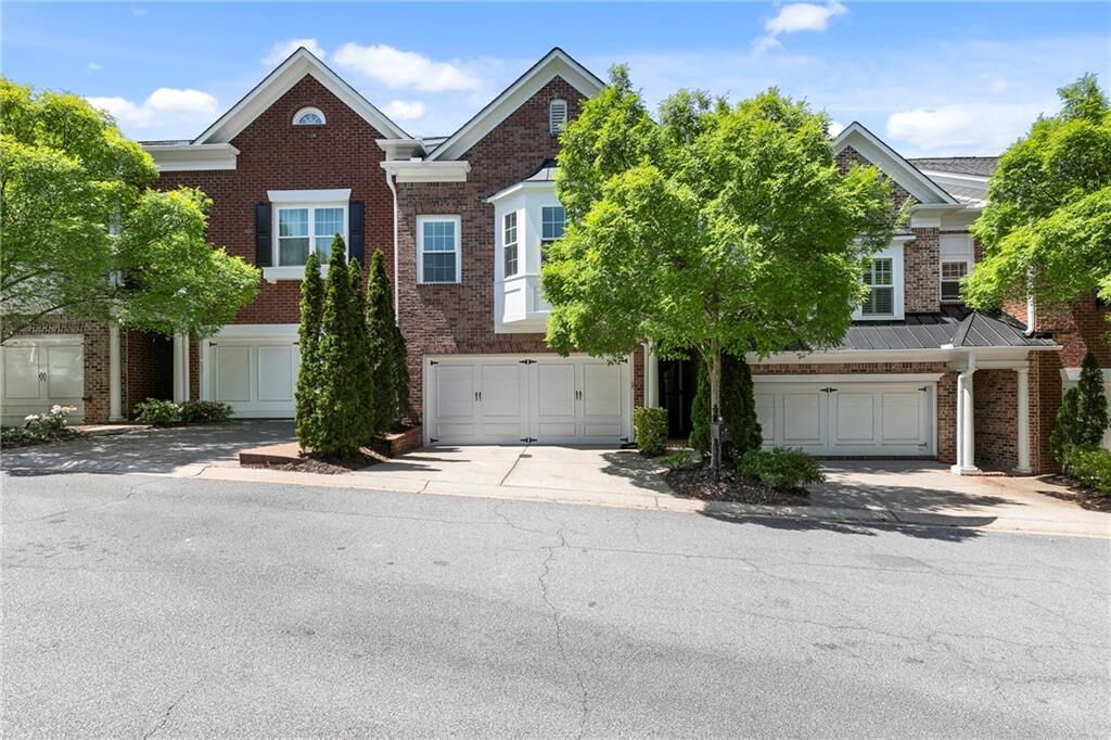 Property Photo:  7306 Lowery Oak Drive  GA 30075 