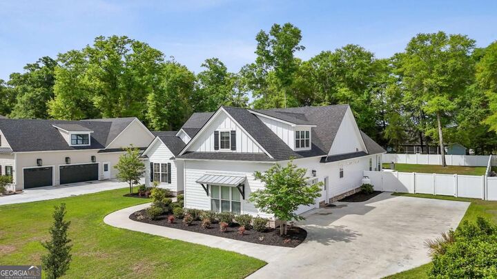 Property Photo:  115 Vintage Drive  GA 31312 