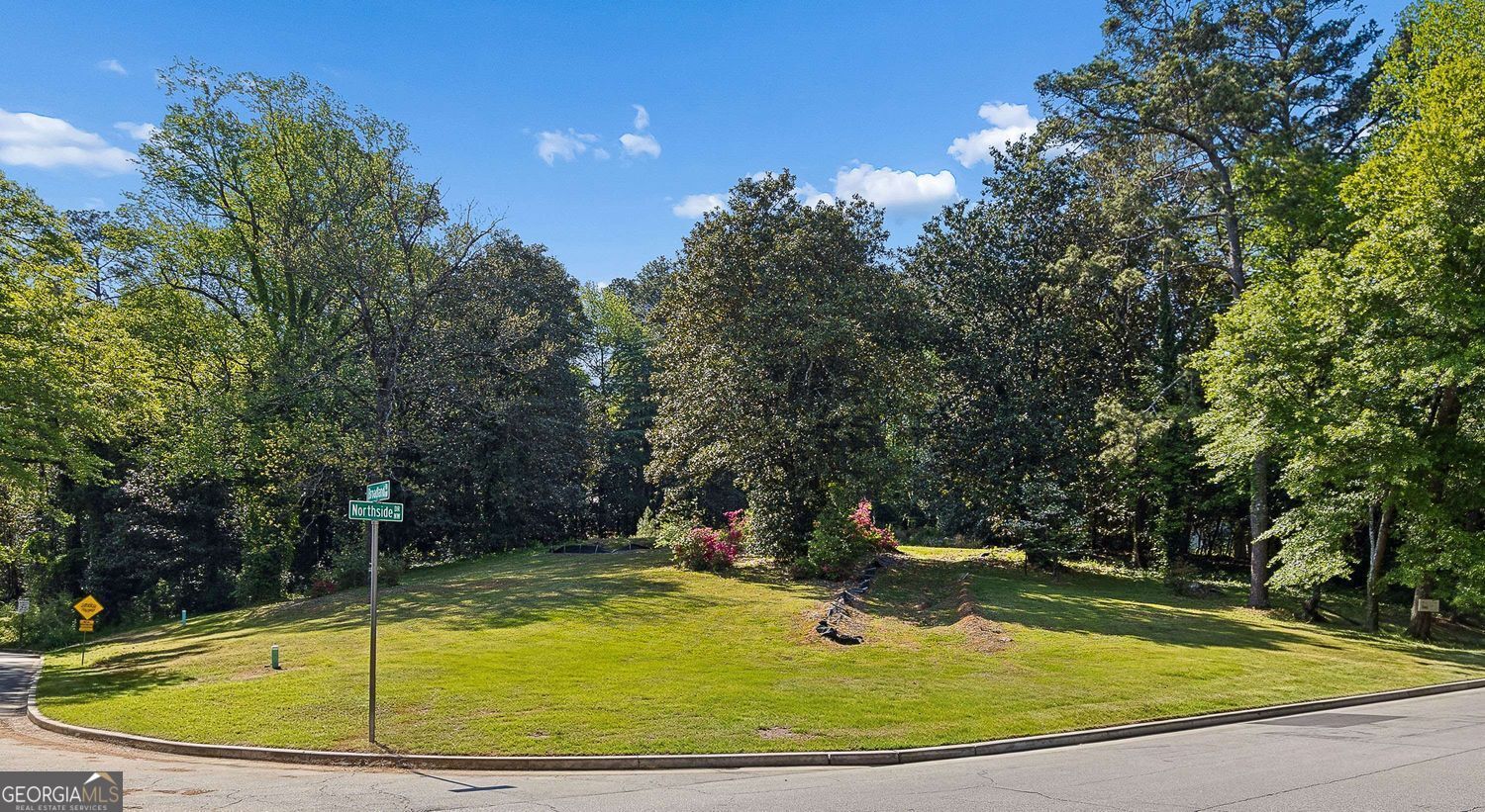 Property Photo:  549 Broadland Road NW  GA 30327 