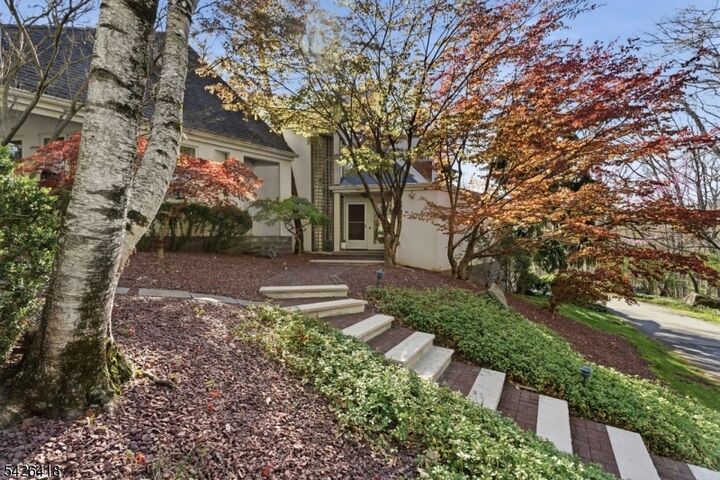 Property Photo:  72 Washington Valley Rd  NJ 07960 