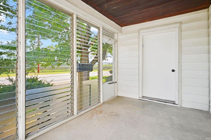 Property Photo:  1808 E Morgan Avenue  IN 47711 