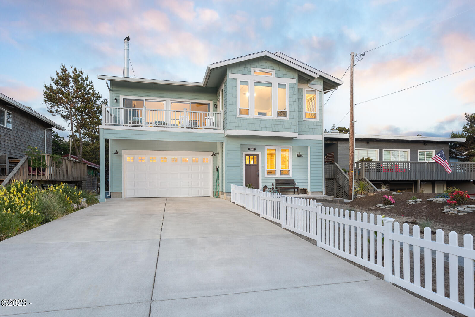 Property Photo:  33365 Shore Drive  OR 97135 